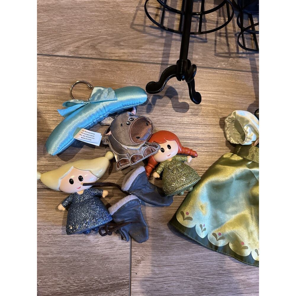Disney Anna and Elsa Talking Dolls, Kristoff Doll Bundle - used - Picture 13 of 14